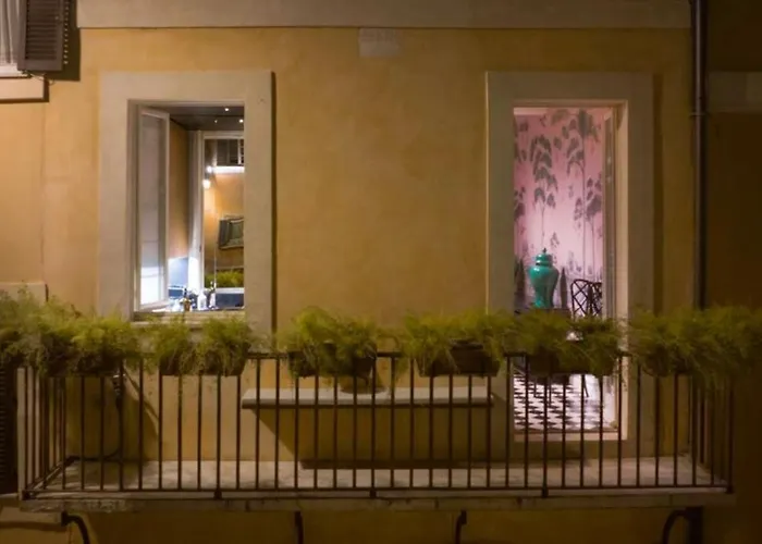 Casa Morgana - The Pantheon Balcony